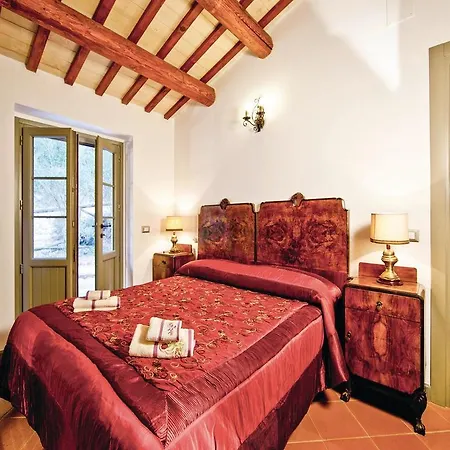 Seven-bedroom Holiday In Ap *